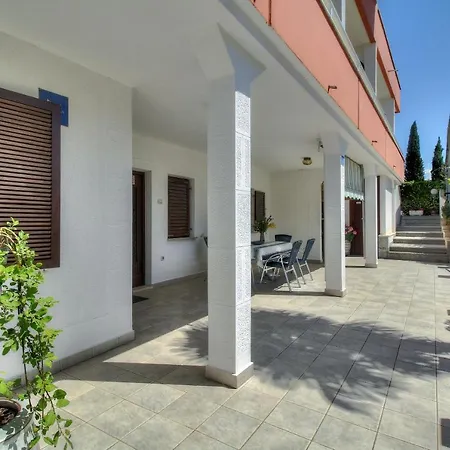 Sonja By Rent Istria Apartman *
